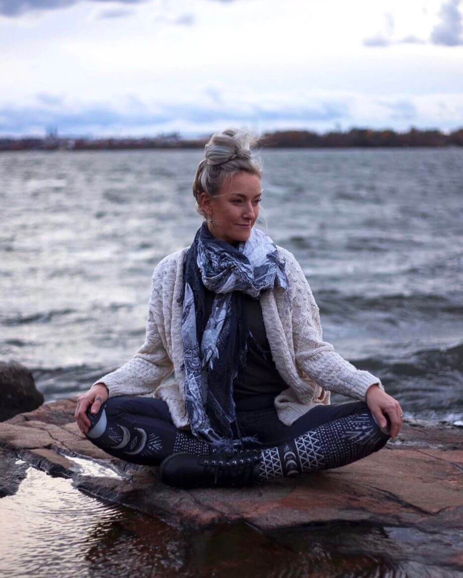 Number 12 Dia-yoga Dia Yoga Saxberg